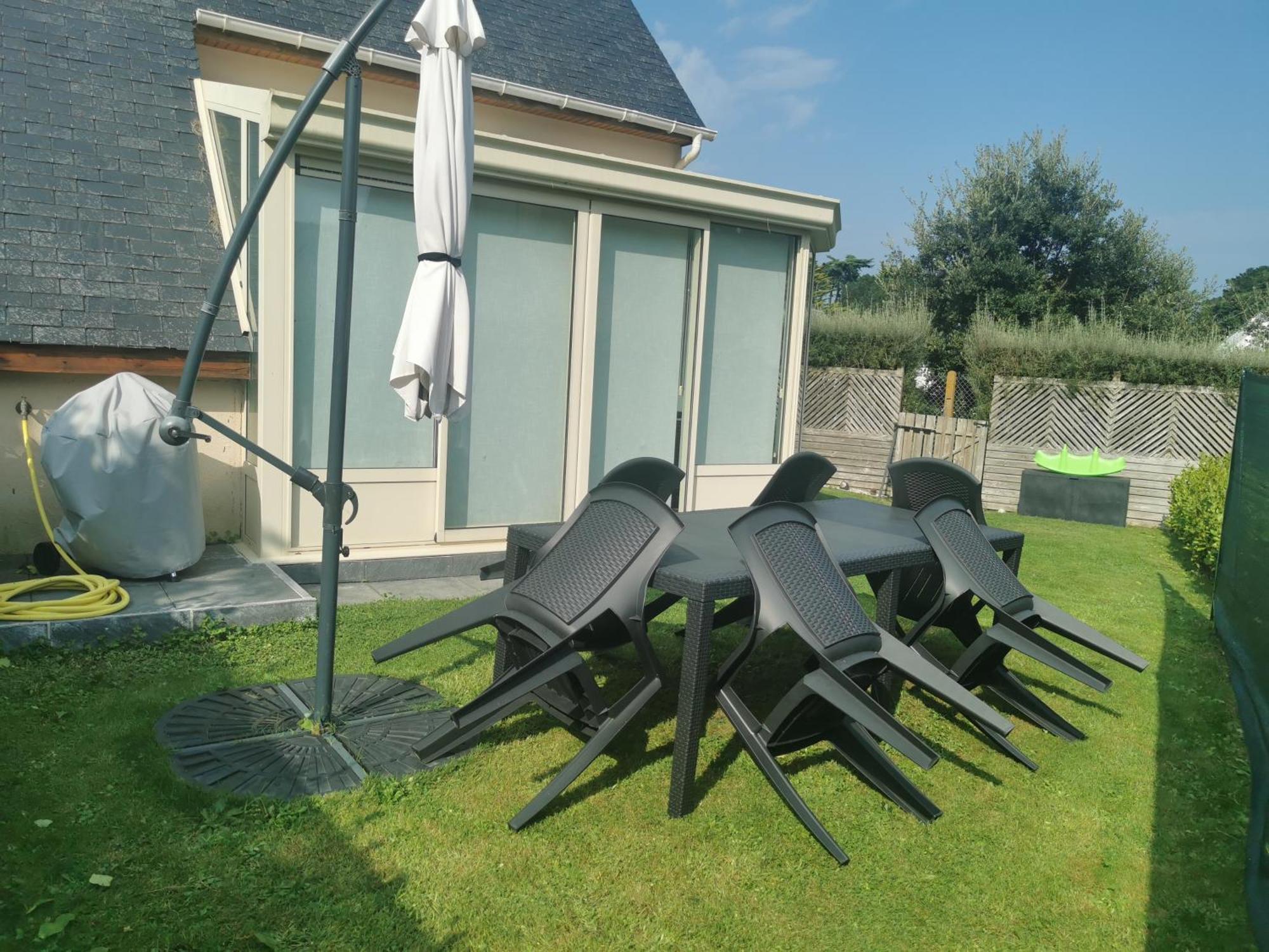 Perle Beach, Petite Maison Situee En Bord De Plage, Piscine. Guidel Exterior foto